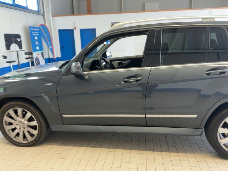 Mercedes-Benz GLK-Klasse GLK 220 CDI 4Matic BlueEfficiency 2009 – снимка 4