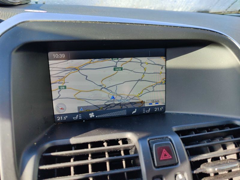 Volvo XC60 2.0 D4 Kinetic 2WD 2012 – снимка 13