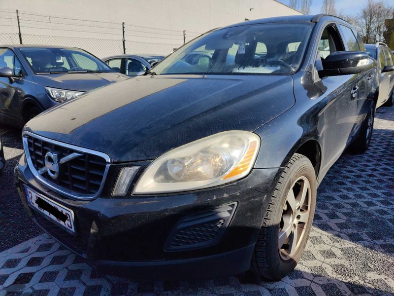 Volvo XC60 2.0 D4 Kinetic 2WD 2012 – снимка 1