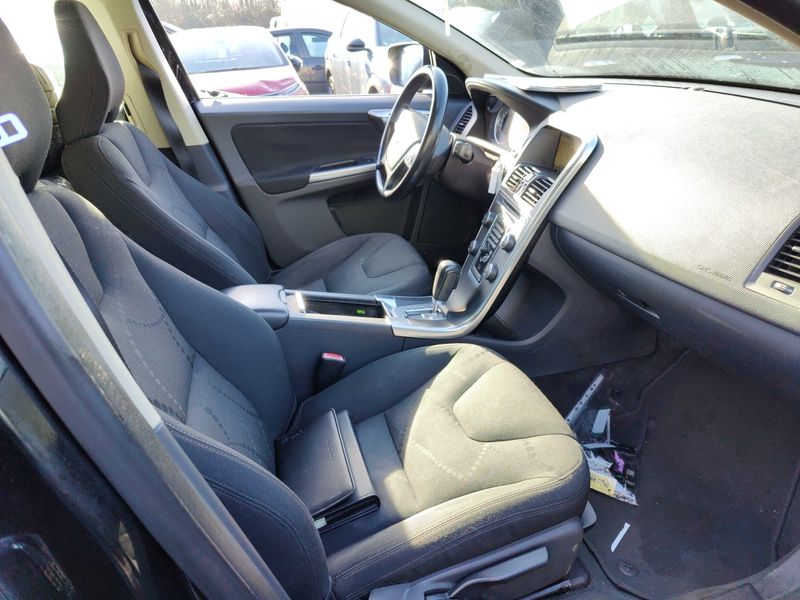 Volvo XC60 2.0 D4 Kinetic 2WD 2012 – снимка 10
