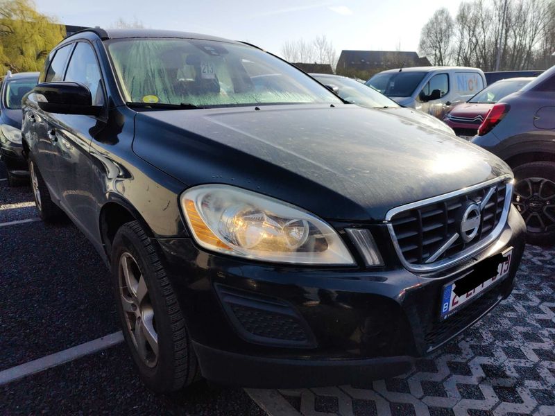 Volvo XC60 2.0 D4 Kinetic 2WD 2012 – снимка 6