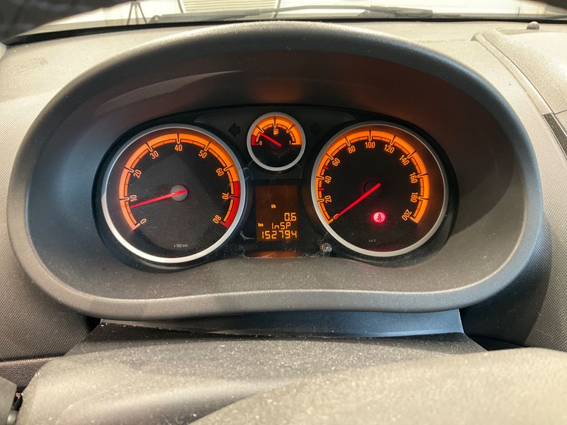 Opel Corsa 1.2 Edition "111 Jahre" 2010 – снимка 4