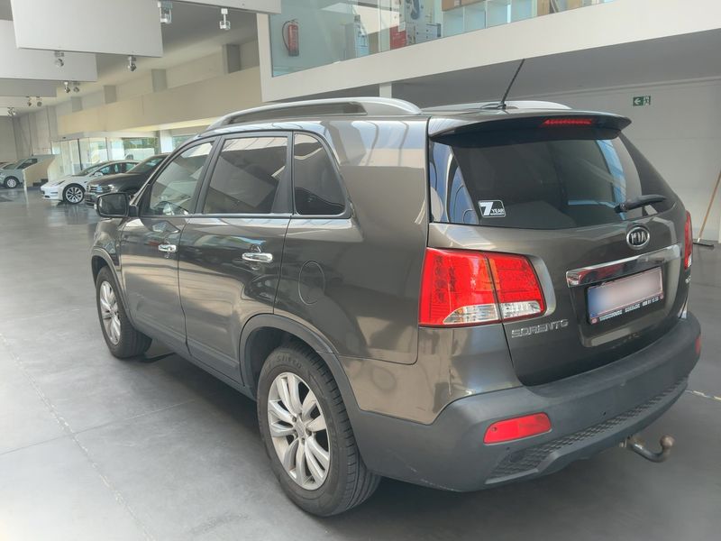 Kia Sorento 2.0 CRDi Concept 2WD 2011 – снимка 6