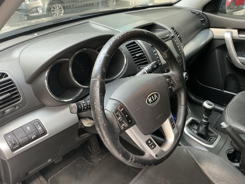 Kia Sorento 2.0 CRDi Concept 2WD 2011 – снимка 27