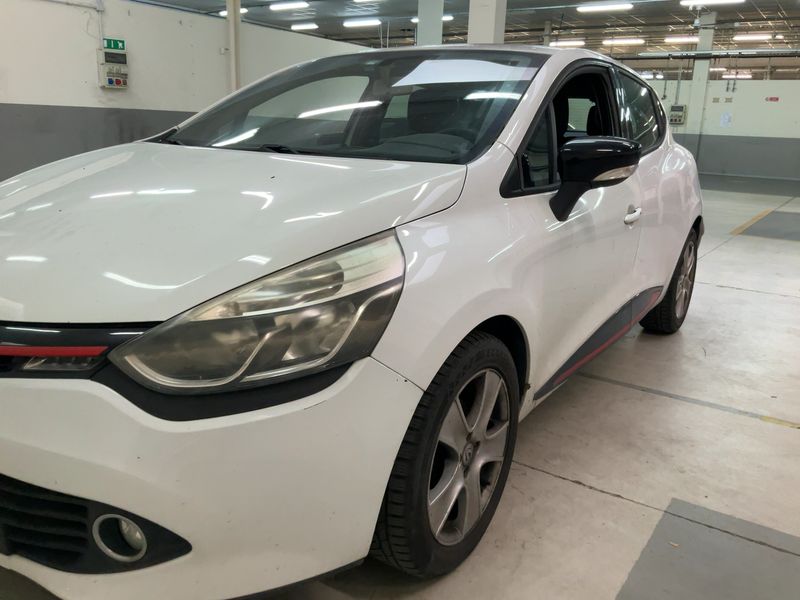 Renault Clio 0.9 Energy Dynamique 2012 – снимка 2