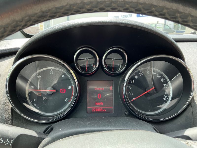 Opel Astra 1.7 CDTI Edition 2013 – снимка 4