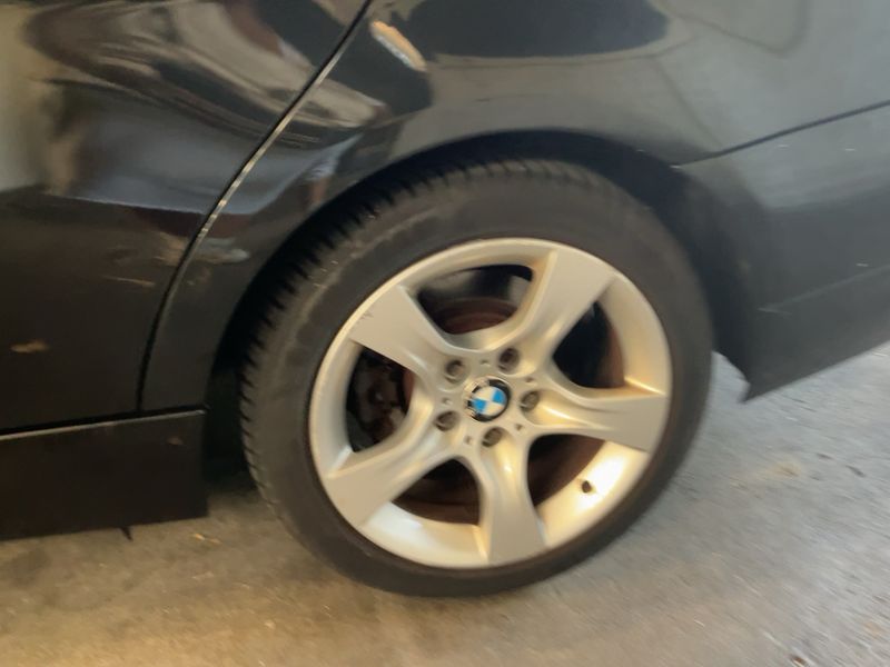 BMW 3er 320d xDrive Edition Luxe 2011 – снимка 18