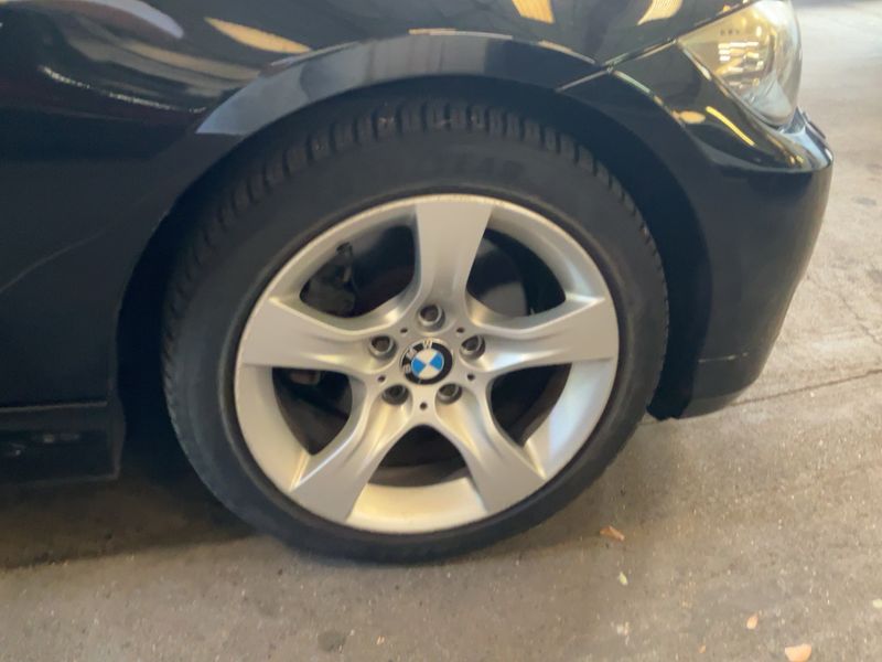BMW 3er 320d xDrive Edition Luxe 2011 – снимка 20