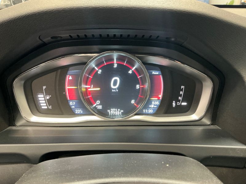 Volvo V60 2.0 D3 Summum 2016 – снимка 18