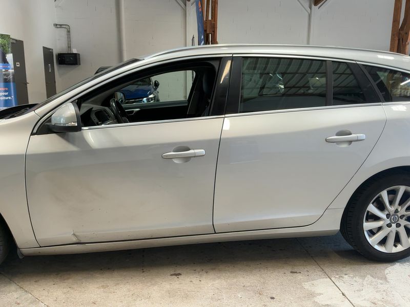 Volvo V60 2.0 D3 Summum 2016 – снимка 4