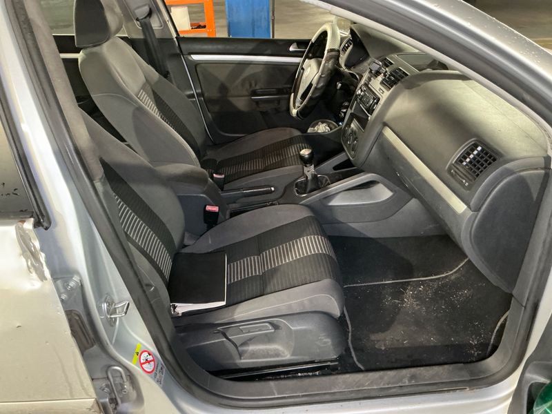 Volkswagen Golf V 1.9 TDI United 2008 – снимка 3