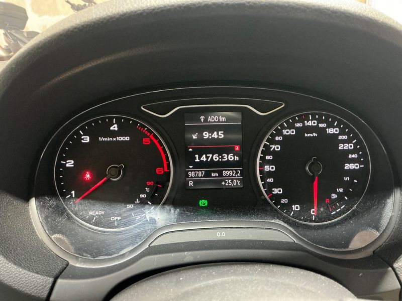 Audi A3 Sportback 1.6 TDI S line 2019 – снимка 18