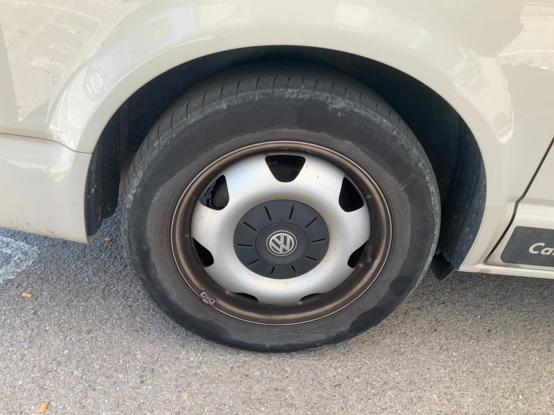 Volkswagen T6 California 2.0 TDI Beach Camper FWD 2023 – снимка 9