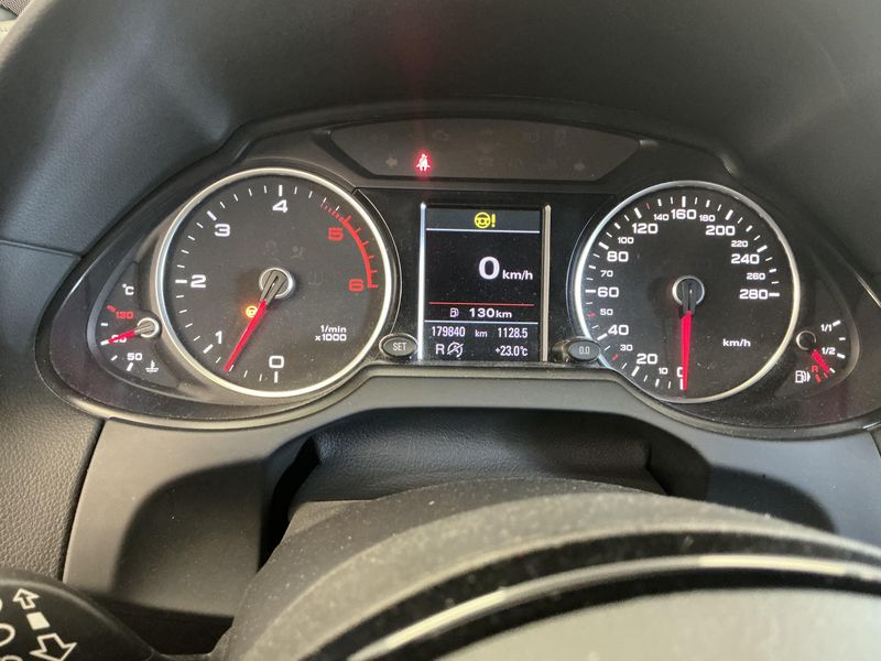 Audi Q5 3.0 V6 TDI quattro 2012 – снимка 18