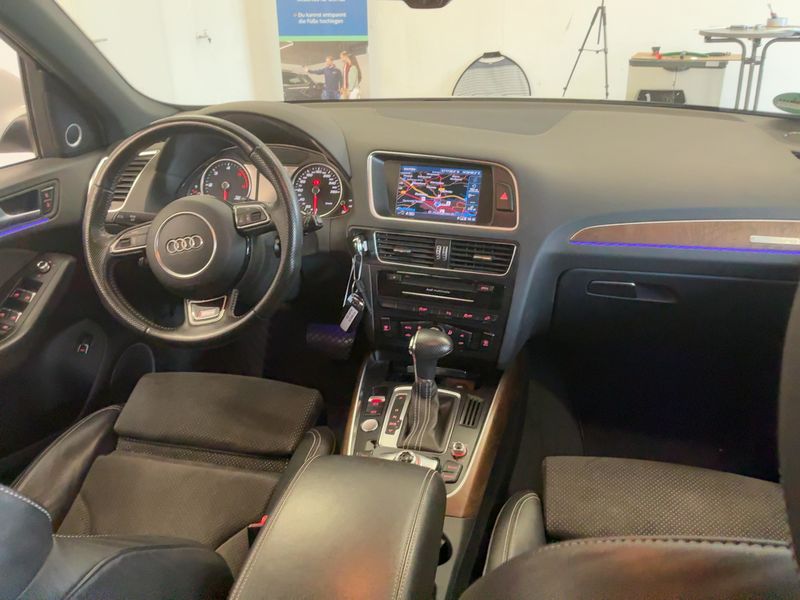 Audi Q5 3.0 V6 TDI quattro 2012 – снимка 17