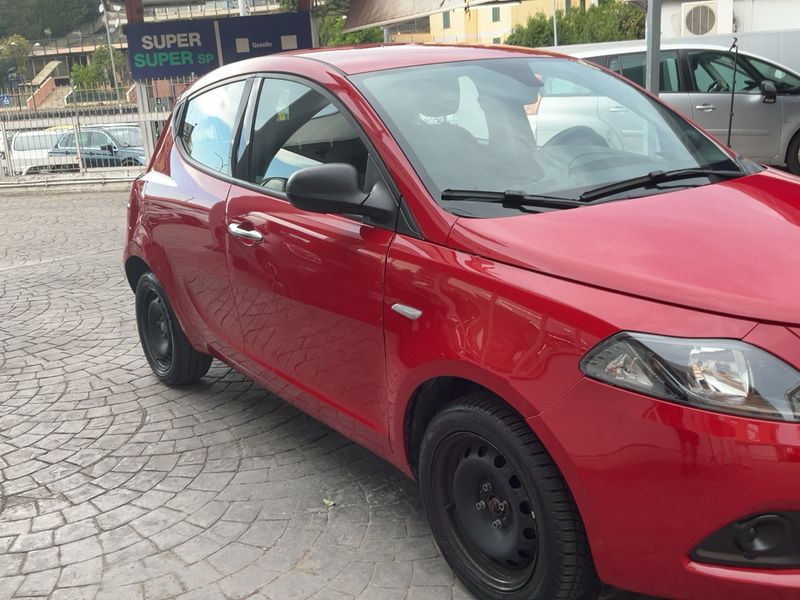 Lancia Ypsilon 1.2 LPG Silver 2022 – снимка 12