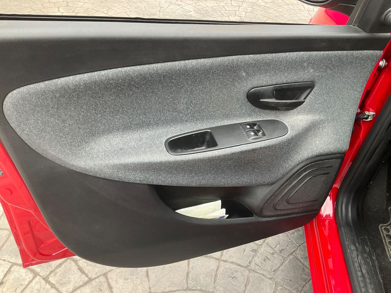 Lancia Ypsilon 1.2 LPG Silver 2022 – снимка 27