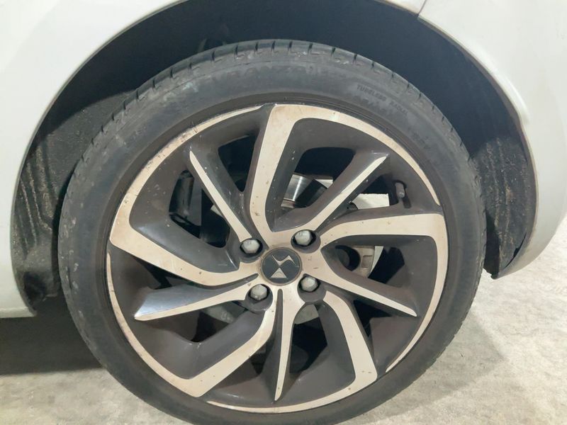 DS Automobiles DS3 1.2 PureTech Style 2018 – снимка 5