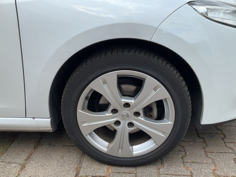 Renault Megane 1.5 dCi Dynamique 2012 – снимка 11