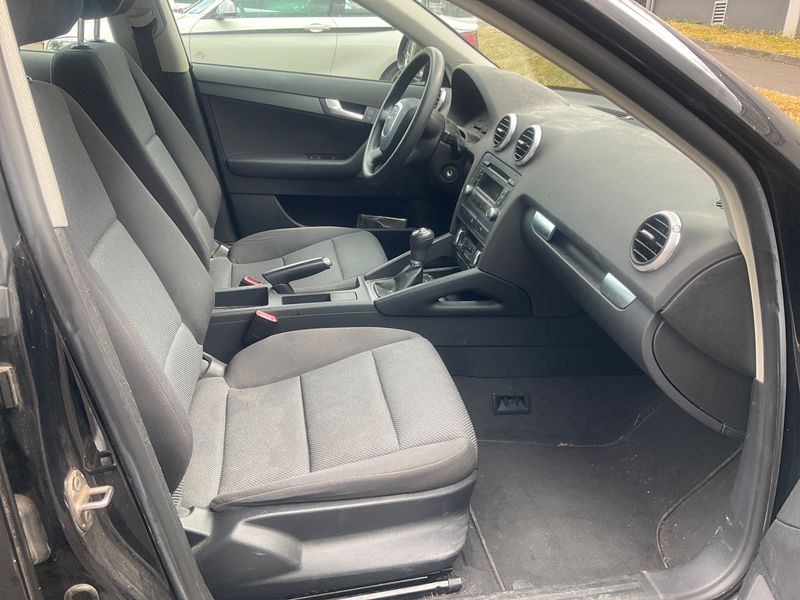 Audi A3 Sportback 2.0 TDI Attraction 2009 – снимка 3