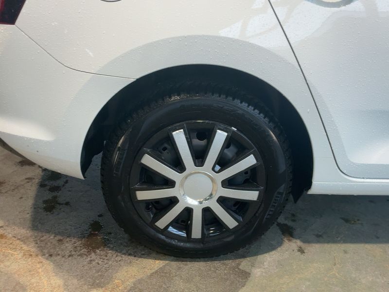 Skoda Rapid Spaceback 1.2 TSI StylePlus 2014 – снимка 9