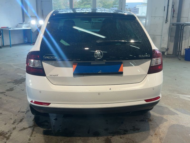 Skoda Rapid Spaceback 1.2 TSI StylePlus 2014 – снимка 7