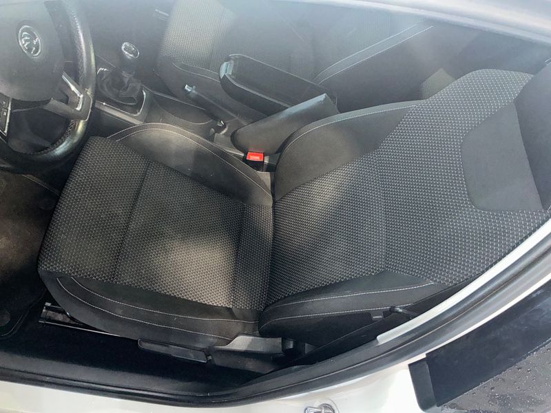 Skoda Rapid Spaceback 1.2 TSI StylePlus 2014 – снимка 25