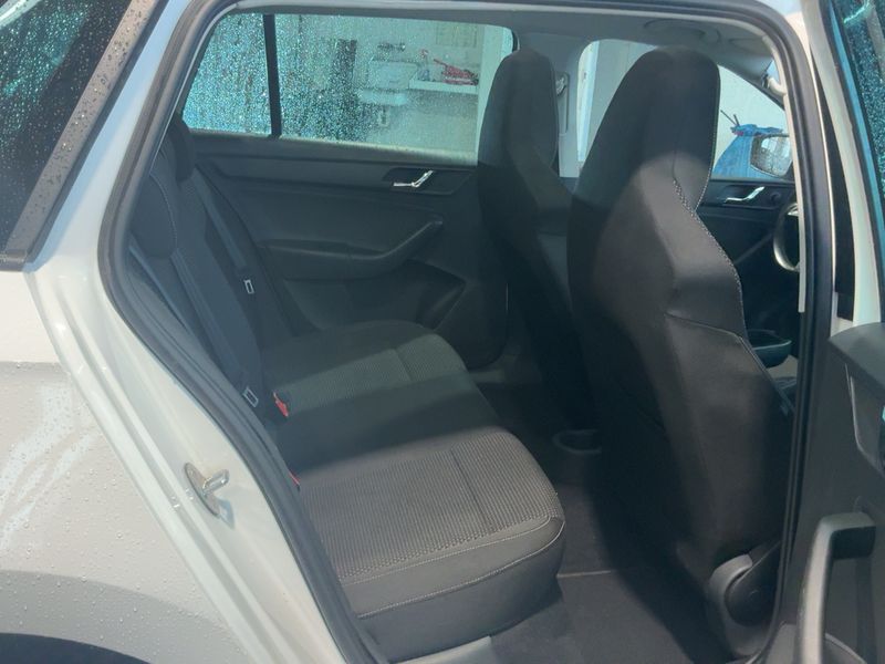 Skoda Rapid Spaceback 1.2 TSI StylePlus 2014 – снимка 19