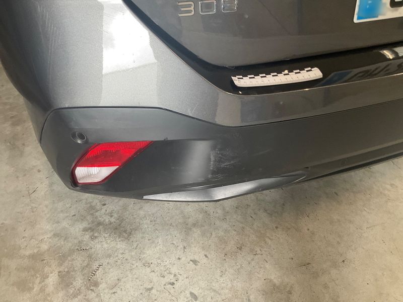 Peugeot 308 1.5 Blue-HDi Active Pack 2022 – снимка 31
