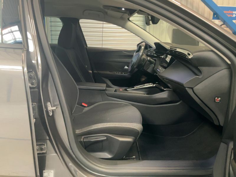 Peugeot 308 1.5 Blue-HDi Active Pack 2022 – снимка 16