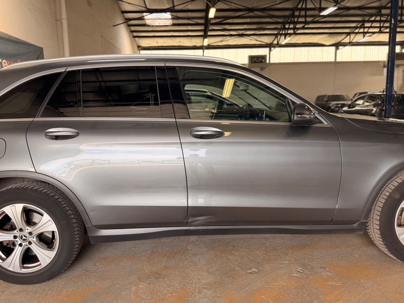 Mercedes-Benz GLC-Klasse GLC 220 4Matic Exclusive 2017 – снимка 10