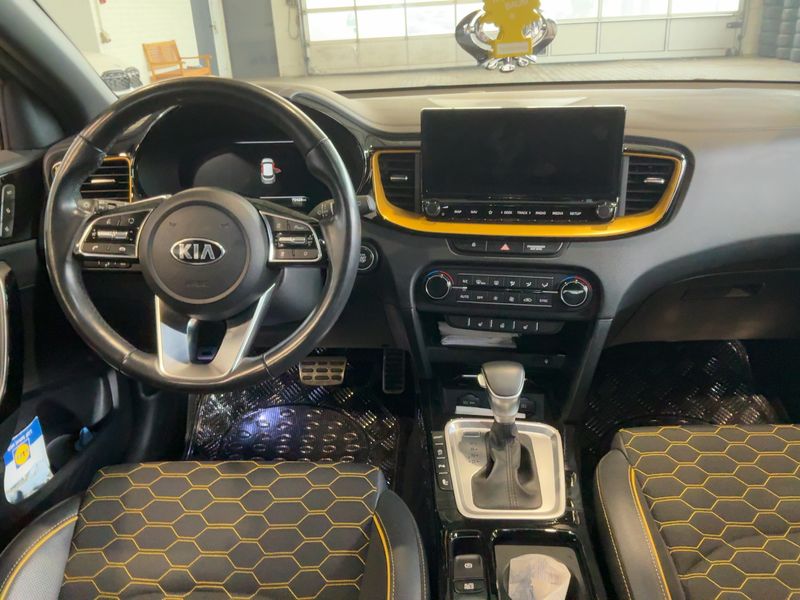Kia XCeed 1.6 TGDI Xdition 2021 – снимка 18