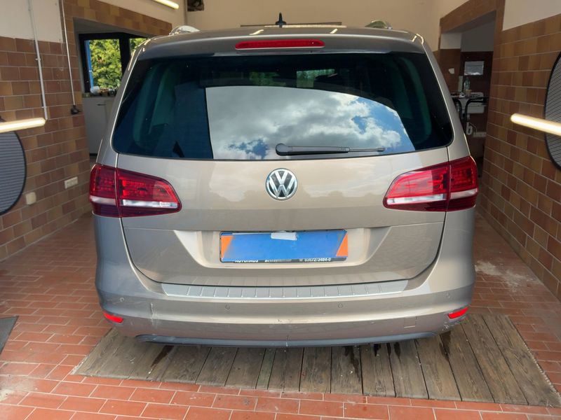 Volkswagen Sharan 2.0 TDI Highline BlueMotion Tech 2016 – снимка 7