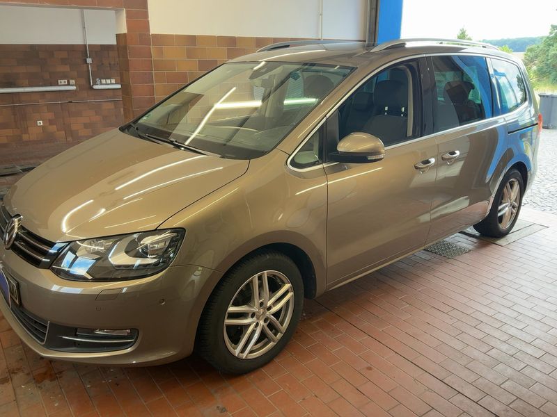 Volkswagen Sharan 2.0 TDI Highline BlueMotion Tech 2016 – снимка 1