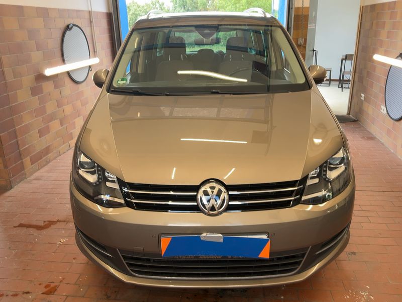 Volkswagen Sharan 2.0 TDI Highline BlueMotion Tech 2016 – снимка 14