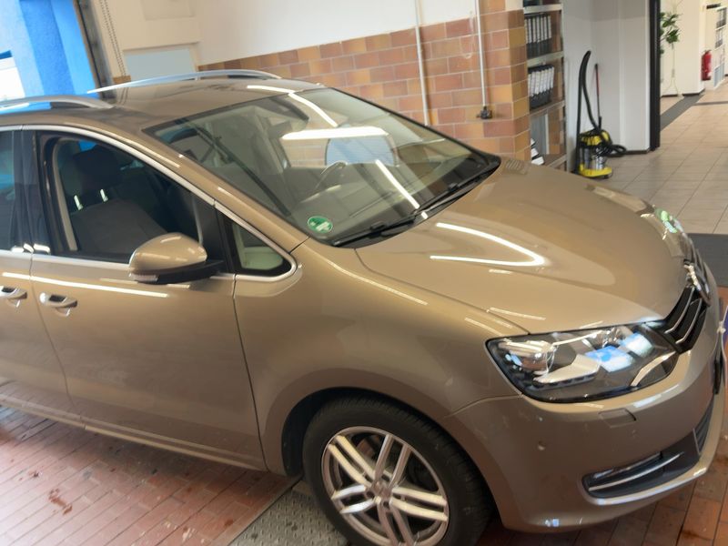 Volkswagen Sharan 2.0 TDI Highline BlueMotion Tech 2016 – снимка 12