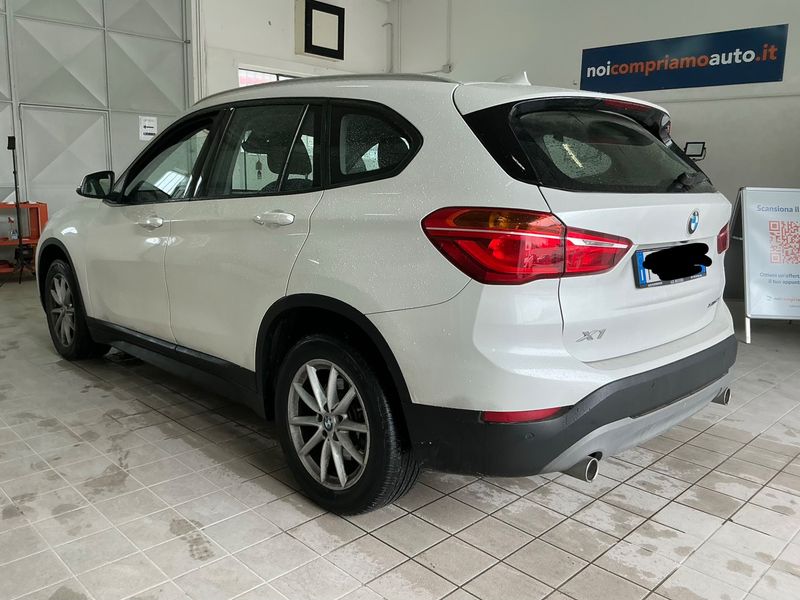 BMW X1 xDrive 20d Advantage 2018 – снимка 6