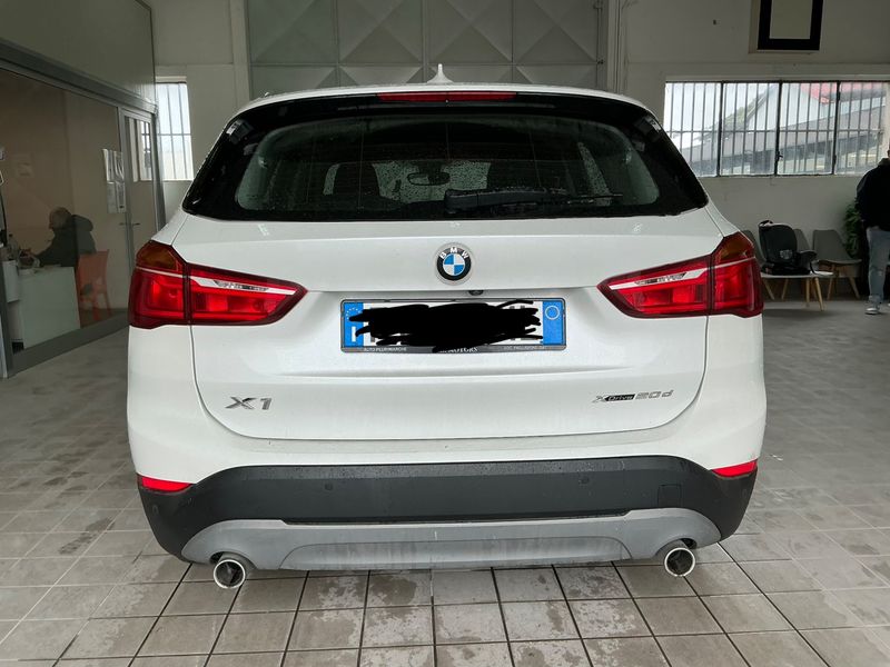 BMW X1 xDrive 20d Advantage 2018 – снимка 7