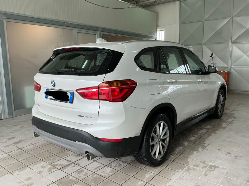 BMW X1 xDrive 20d Advantage 2018 – снимка 8