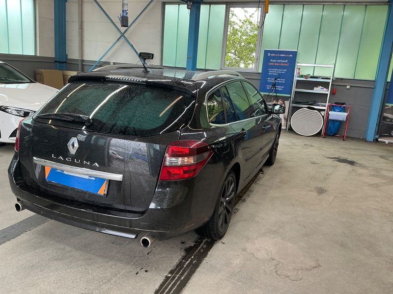 Renault Laguna 2.0 dCi GT 2011 – снимка 2