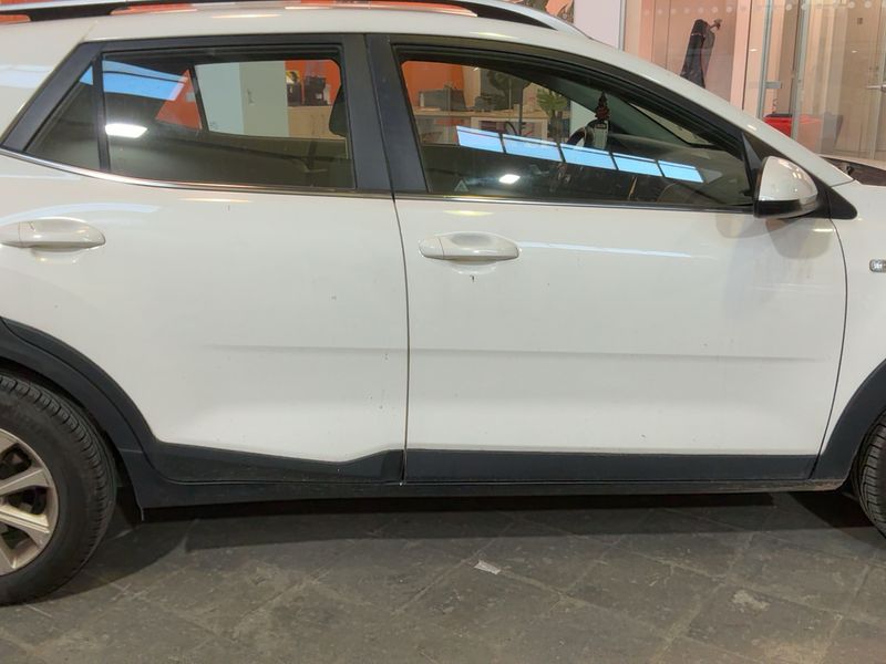 Kia Stonic 1.6 CRDi Style 2018 – снимка 10