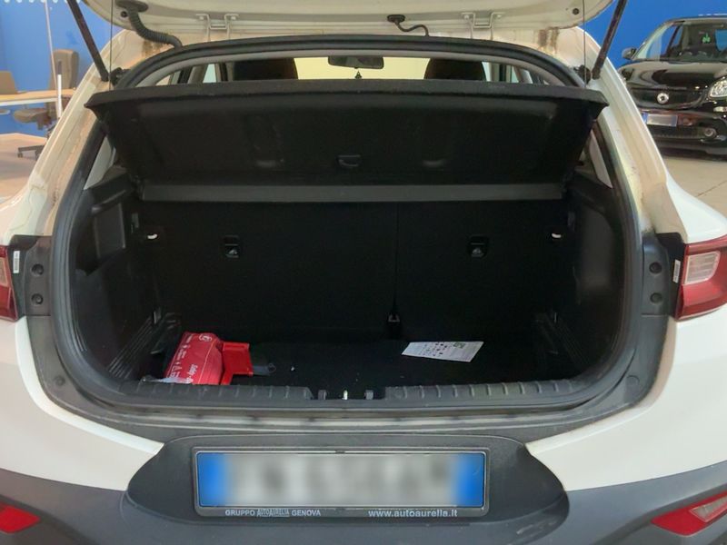 Kia Stonic 1.6 CRDi Style 2018 – снимка 15