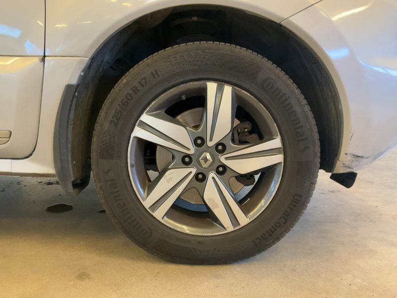 Renault Koleos 2.0 dCi BOSE Edition 2015 – снимка 11