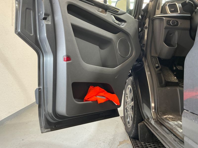 Ford Tourneo Custom 2.0 TDCi 320 L1 Tourneo Titanium X 2019 – снимка 38
