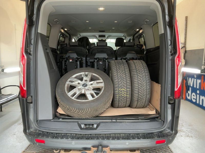 Ford Tourneo Custom 2.0 TDCi 320 L1 Tourneo Titanium X 2019 – снимка 16