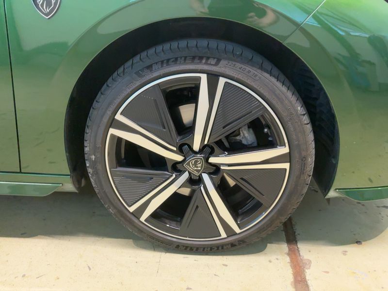 Peugeot 308 1.5 Blue-HDi GT 2024 – снимка 11