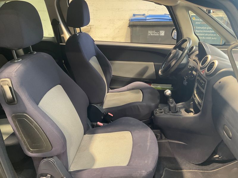 Peugeot 1007 1.4 HDi Sporty 2006 – снимка 3
