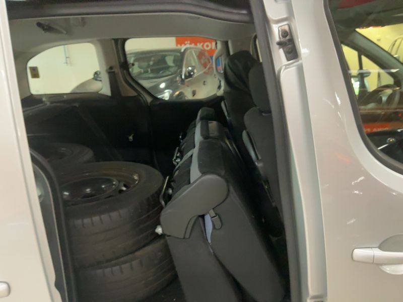 Peugeot Partner 1.6 Blue-HDi Active 2015 – снимка 20