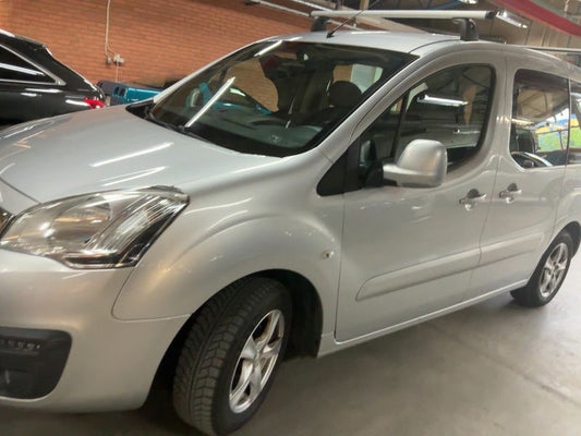 Peugeot Partner 1.6 Blue-HDi Active 2015 – снимка 2