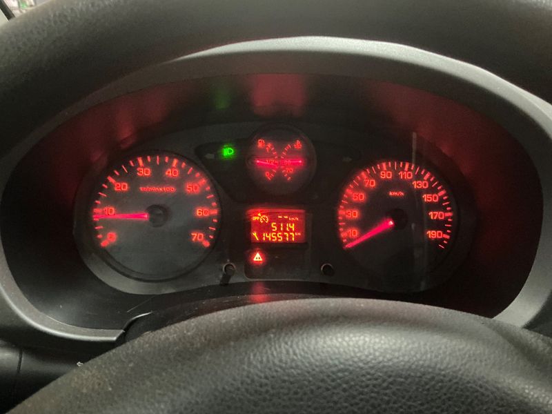 Peugeot Partner 1.6 Blue-HDi Active 2015 – снимка 19